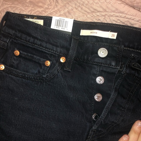 Wedgie High Rise Jeans - Picture 5 of 7